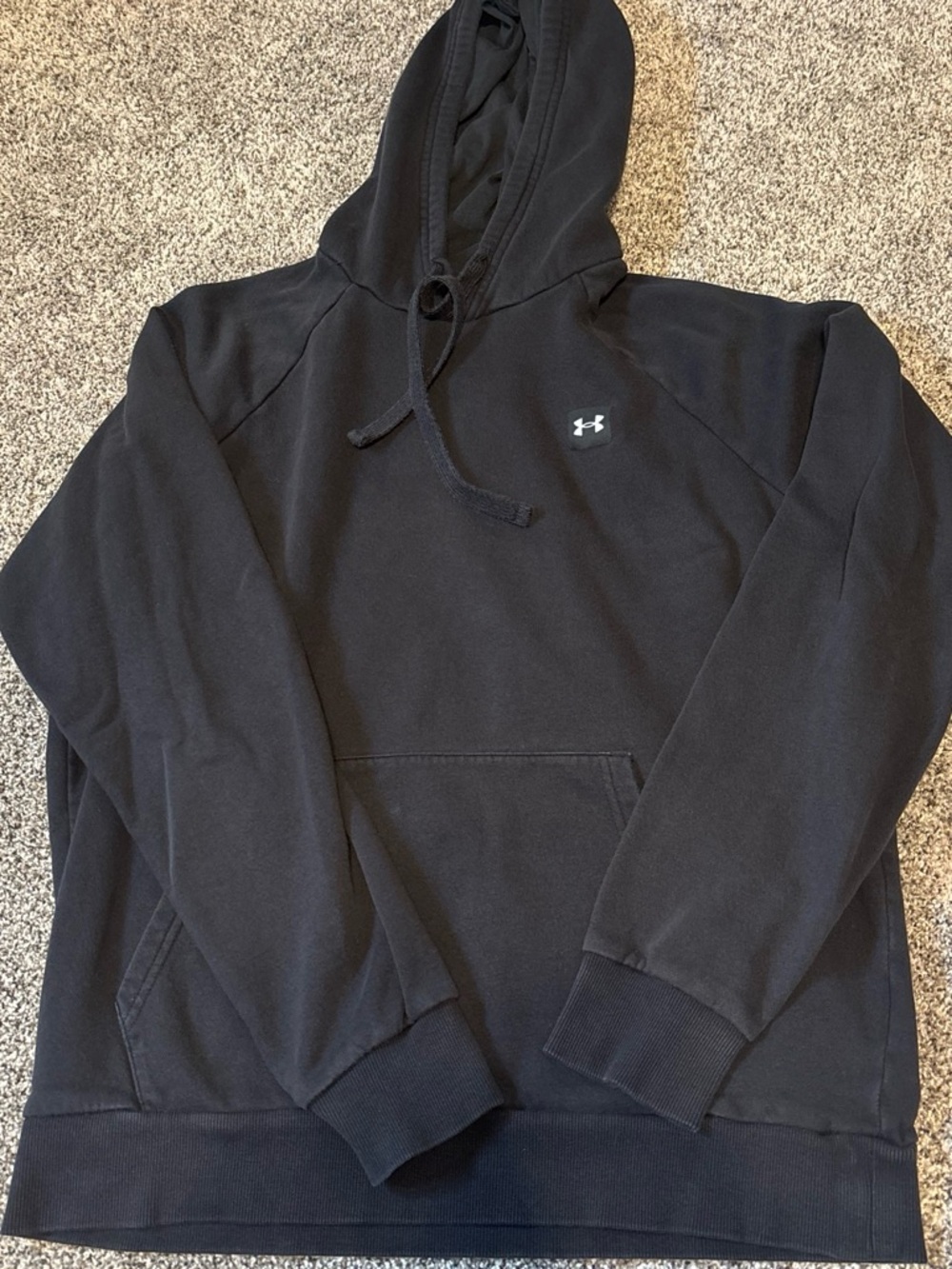 Under Armour Women’s Black Pullover Hoodie